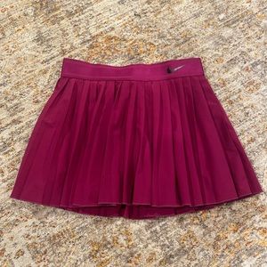 Nike Court Victory Tennis Skirt, size small, excellent condition